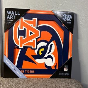 Auburn ready to hang  3D artwork. NIB.